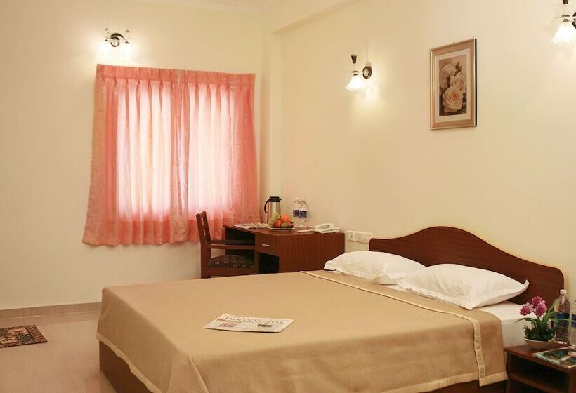 בית מלון כפרי Kumararaja Palace