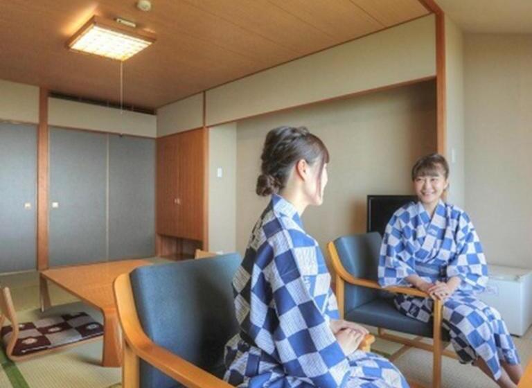 בית מלון כפרי Kyukamura Setouchi-toyo