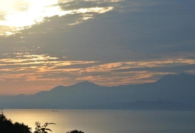 בית מלון כפרי Kyukamura Setouchi-toyo