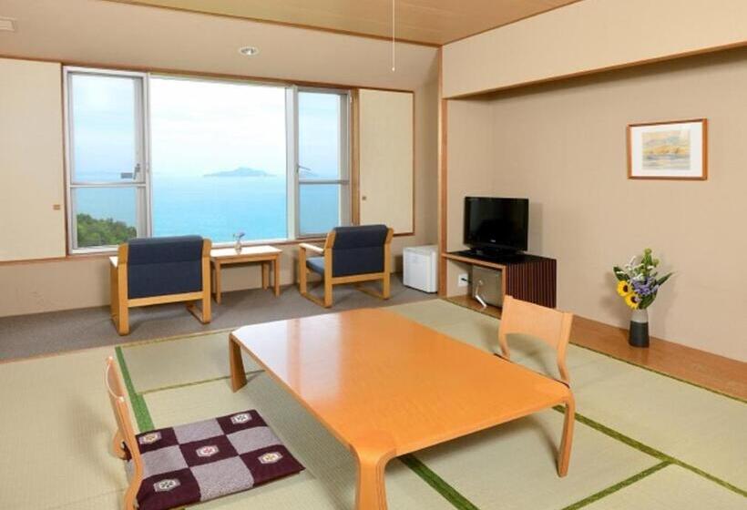 בית מלון כפרי Kyukamura Setouchi-toyo