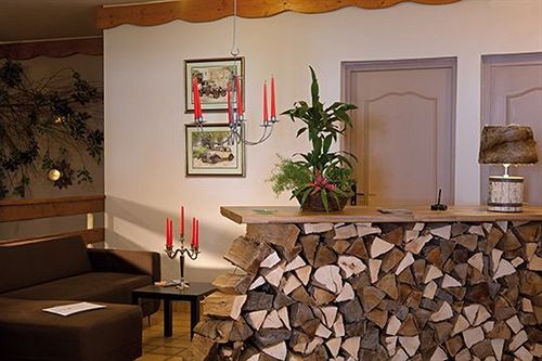 فندق Les Clairmontelles