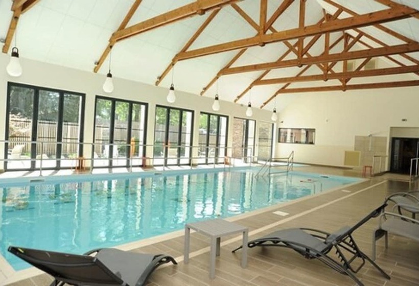 ホテル Loire & Sens