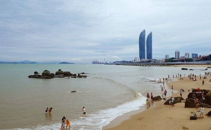 בית מלון כפרי Mercure Xiamen On The Bund