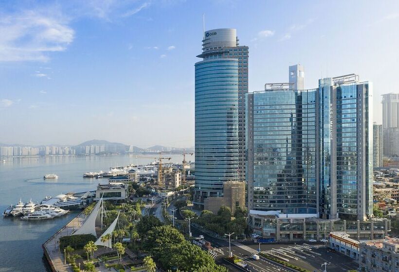 Отель Mercure Xiamen On The Bund