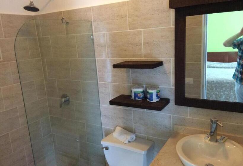 ホテル New Garden