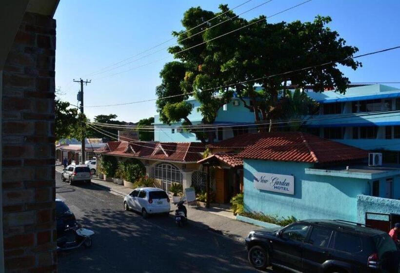 ホテル New Garden