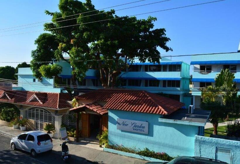 ホテル New Garden