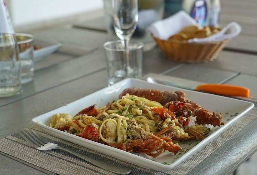 ホテル New Garden