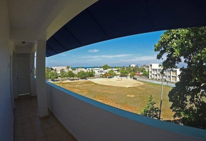 ホテル New Garden