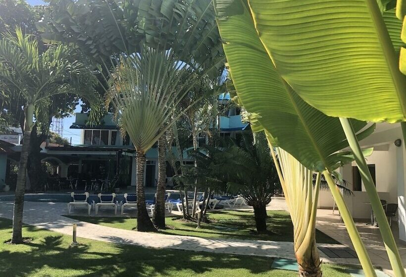 ホテル New Garden