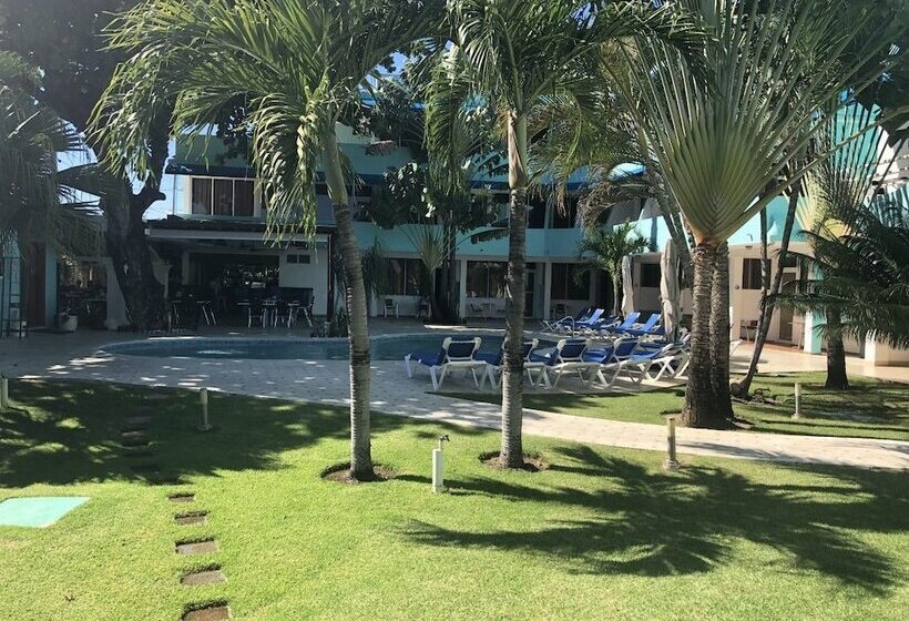 ホテル New Garden