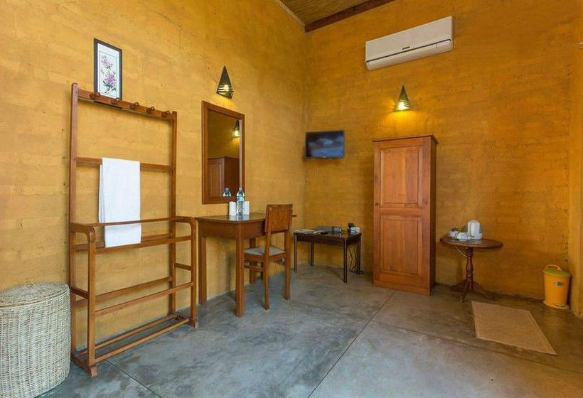 Отель Ocean Ripples Resort