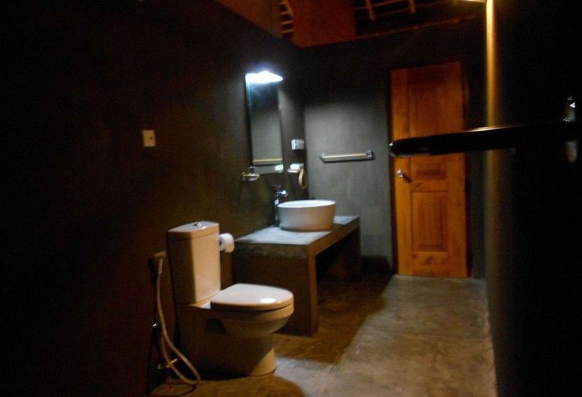 Отель Ocean Ripples Resort