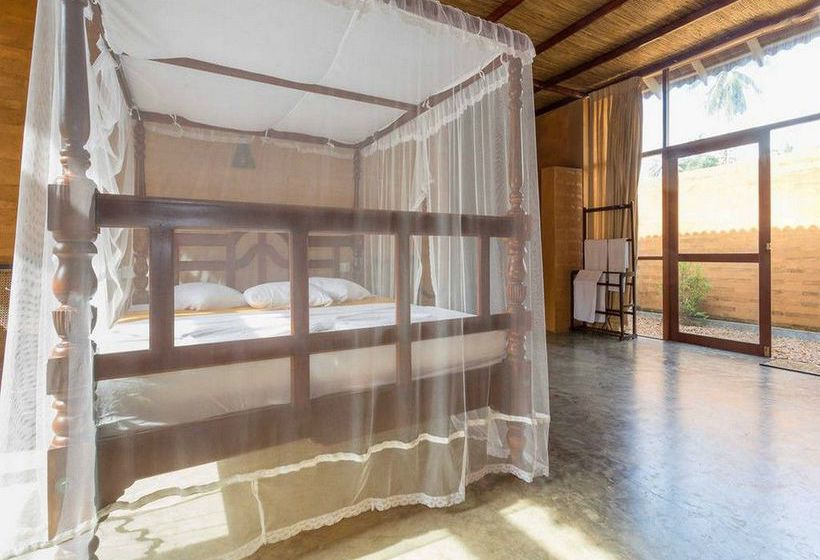 فندق Ocean Ripples Resort