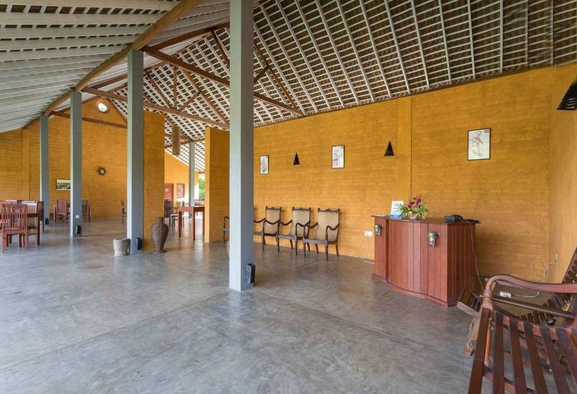 فندق Ocean Ripples Resort