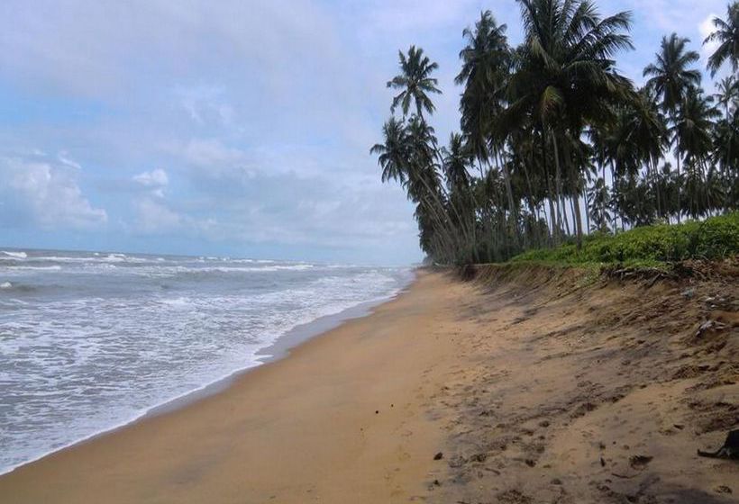 فندق Ocean Ripples Resort