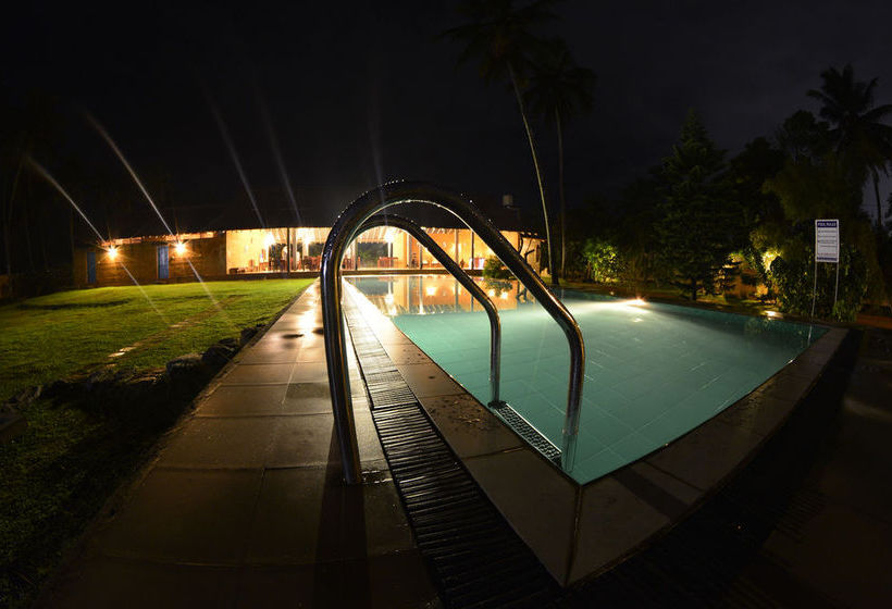 Отель Ocean Ripples Resort