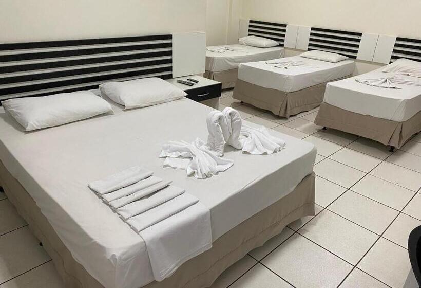 ホテル Oft Neve S