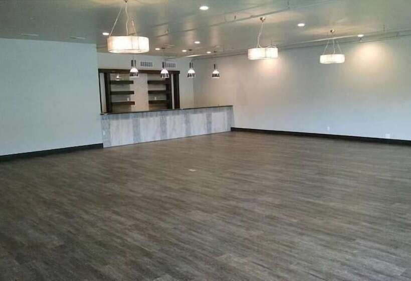 호텔 Okoboji Commons