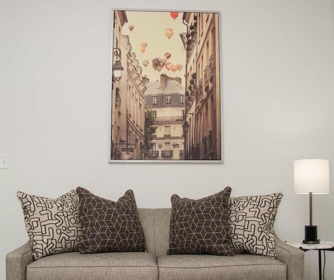 호텔 Okoboji Commons