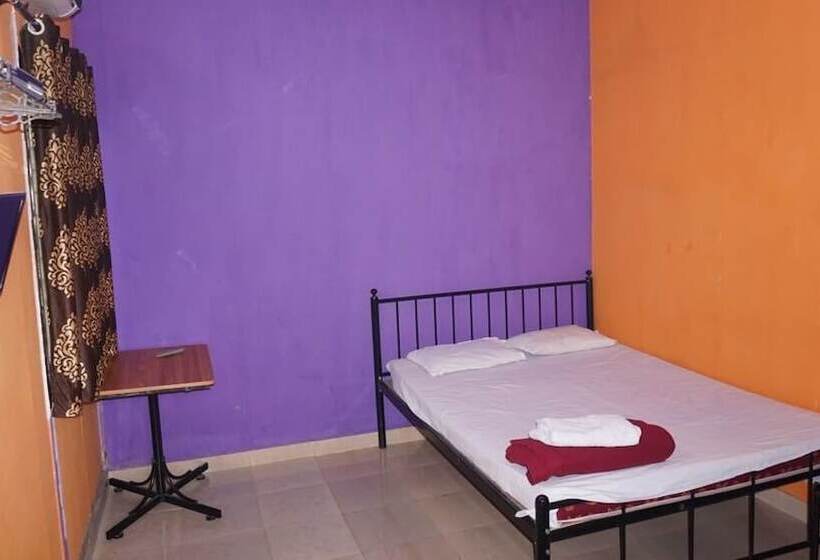 酒店 Om Lake Resort