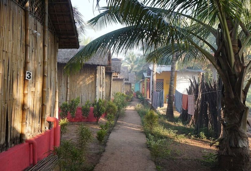 酒店 Om Lake Resort