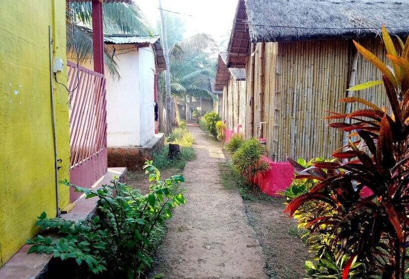 酒店 Om Lake Resort