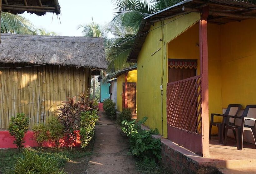 酒店 Om Lake Resort