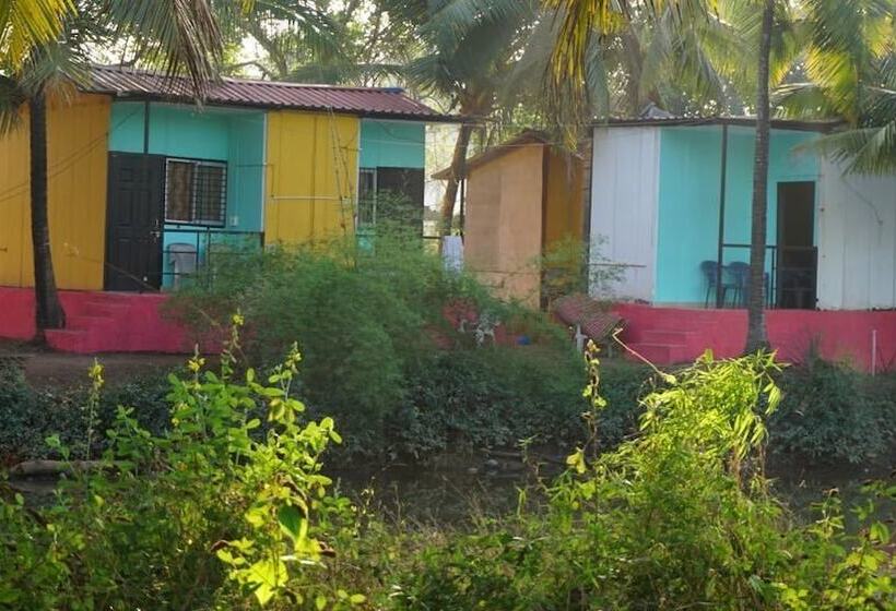 酒店 Om Lake Resort