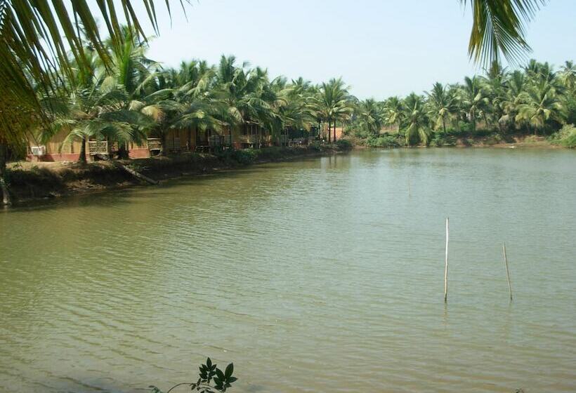 酒店 Om Lake Resort