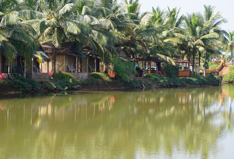 酒店 Om Lake Resort