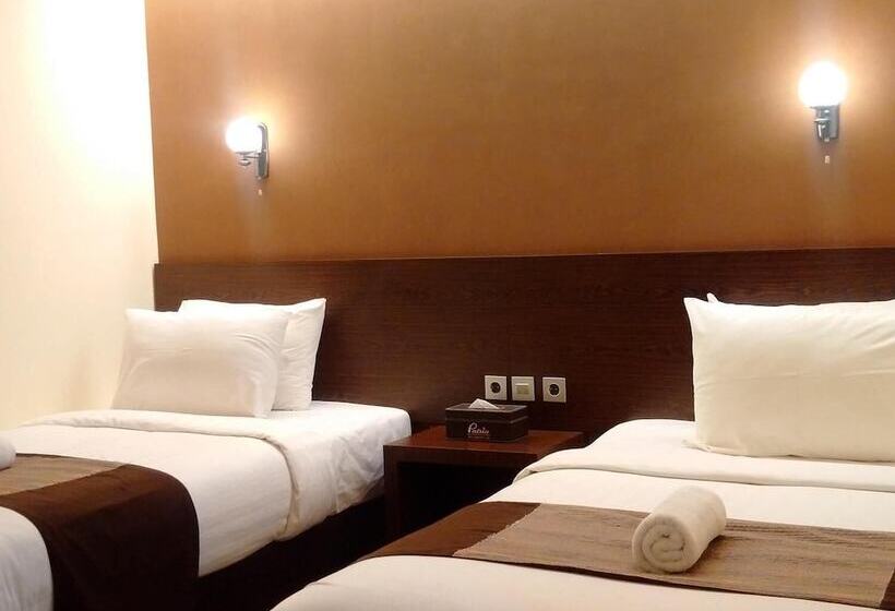 בית מלון כפרי Patria Palace