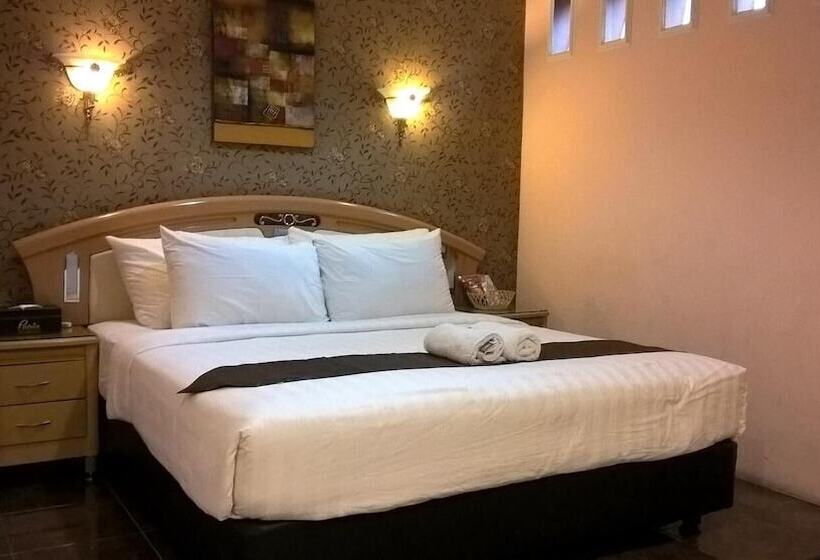 בית מלון כפרי Patria Palace