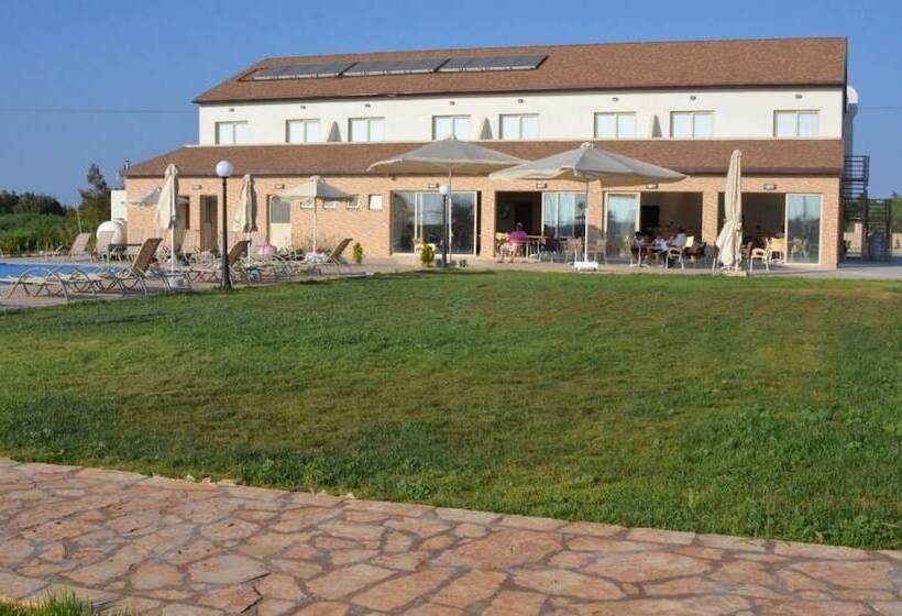 Hotel Protaras Tennis And Country Club