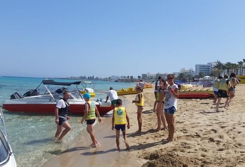 Hotel Protaras Tennis And Country Club