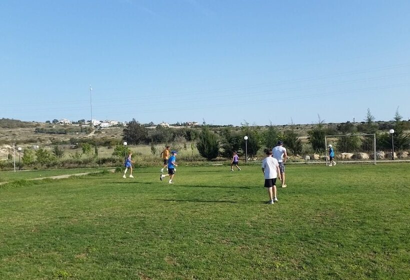 Hotel Protaras Tennis And Country Club