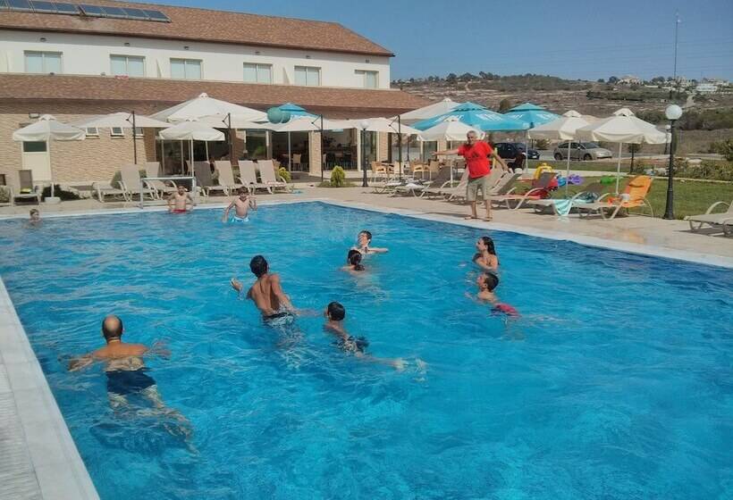 Hotel Protaras Tennis And Country Club