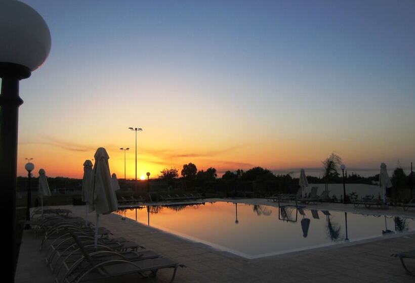 Hotel Protaras Tennis And Country Club