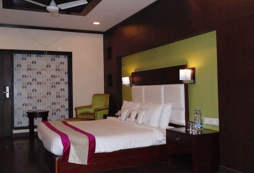 Hotel Saurabh Candy By Peppermint