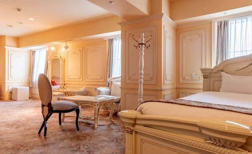 Отель Shonan Kamakura Crystal