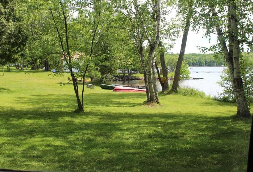 فندق Tally Ho Inn