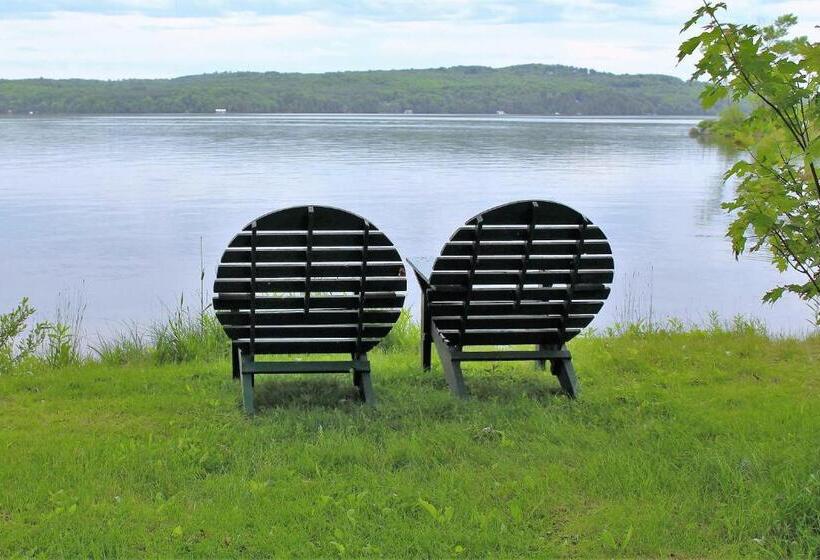 فندق Tally Ho Inn