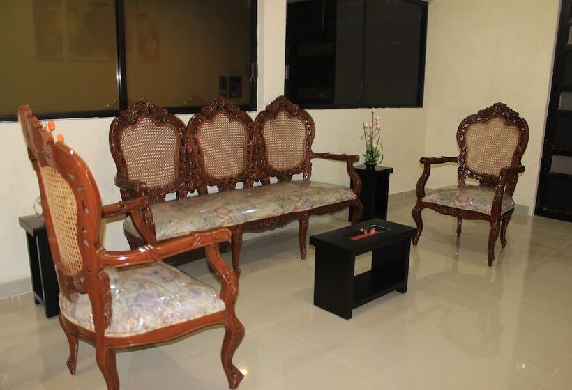 هتل Terracota Corner Rooms