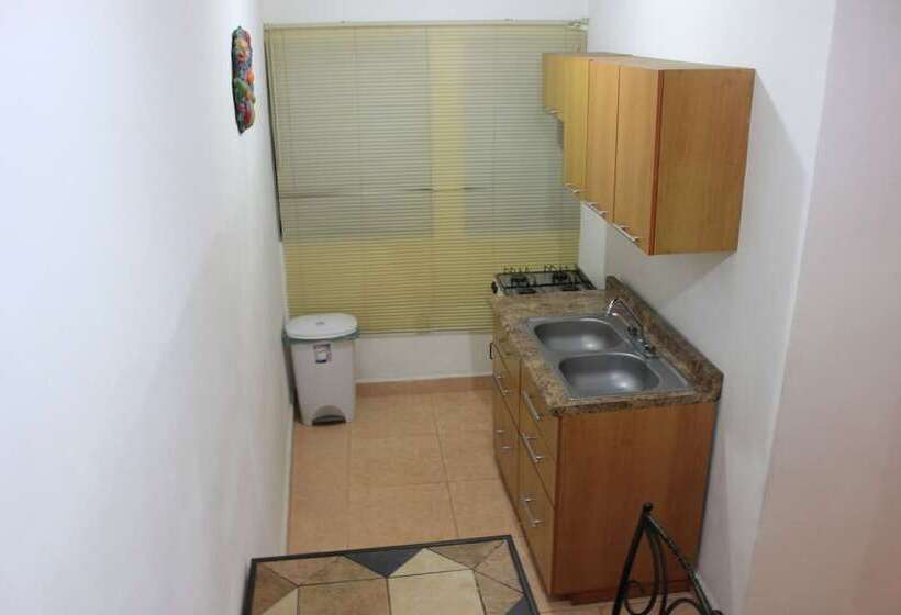 هتل Terracota Corner Rooms