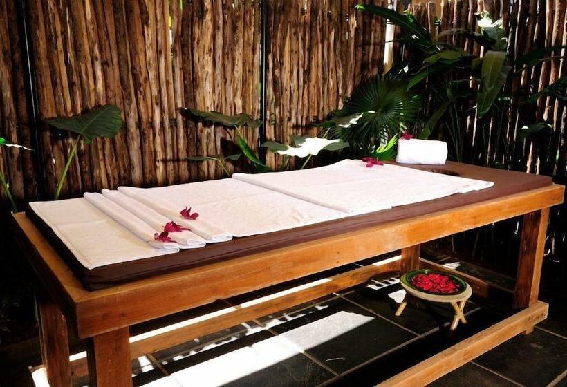 בית מלון כפרי Teso Waterfront