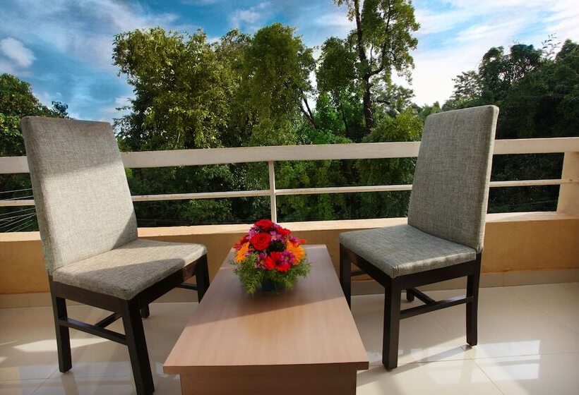 호텔 The Belmonte By Ace