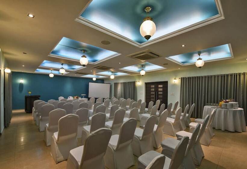 בית מלון כפרי The Fern Samali Resort