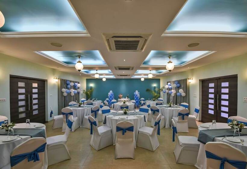 בית מלון כפרי The Fern Samali Resort