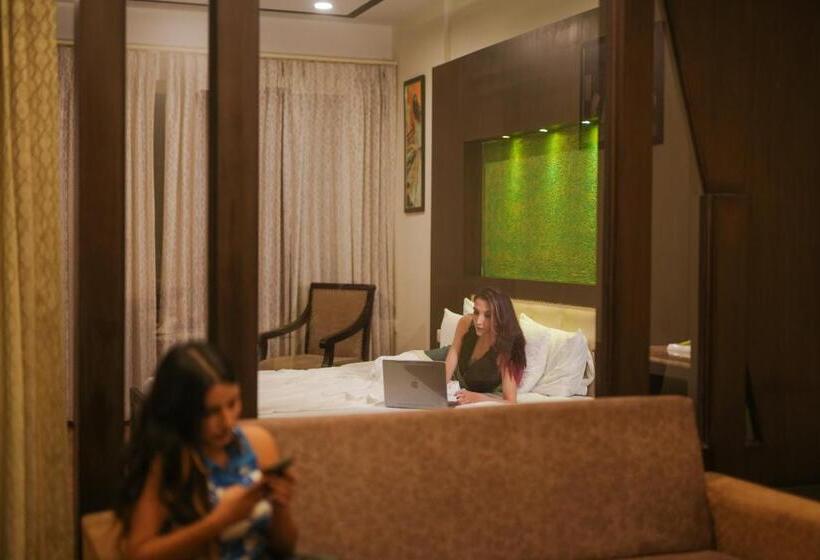 酒店 The Grand Shiva Resort And Spa