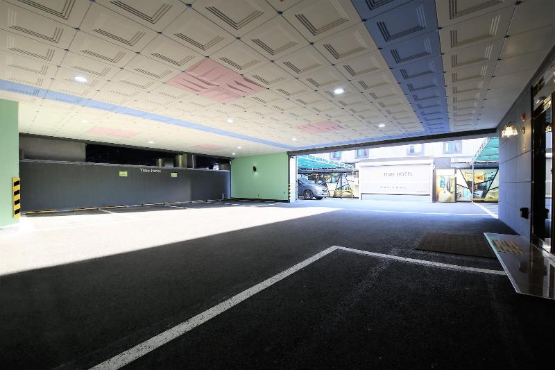 فندق Time